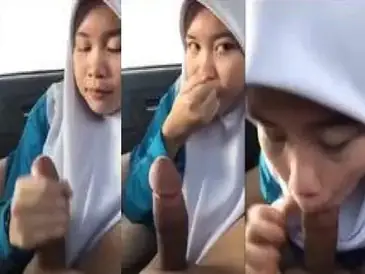 Bokep Hijab ABG Kecil Kena Rayu Om Hidung Belang Hot poster