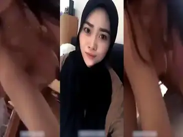 Bokep Jilbab Digoyang Kuat Sampai Nangis Puas poster